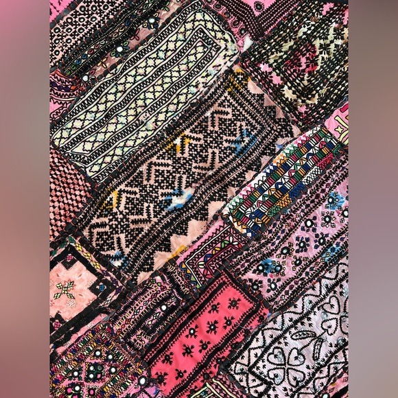 Patchworks Embroidered Wall Hanging by Tribal Monsoon Exports - Picture 10 of 12